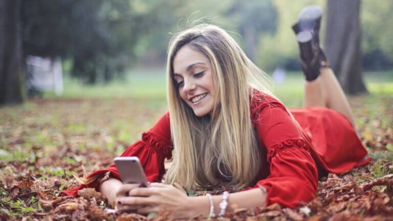 Phrendly App - Make Money by Flirting