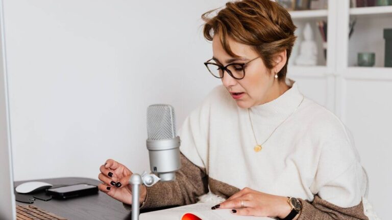 Audiobook Narrator Jobs