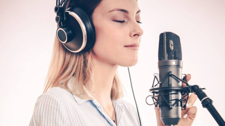 Voice Over Jobs For Beginners