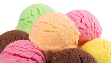 11 Best Places To Get Free Ice Cream & Frozen Yogurt