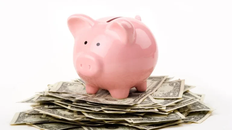 bad habits causing financial struggles