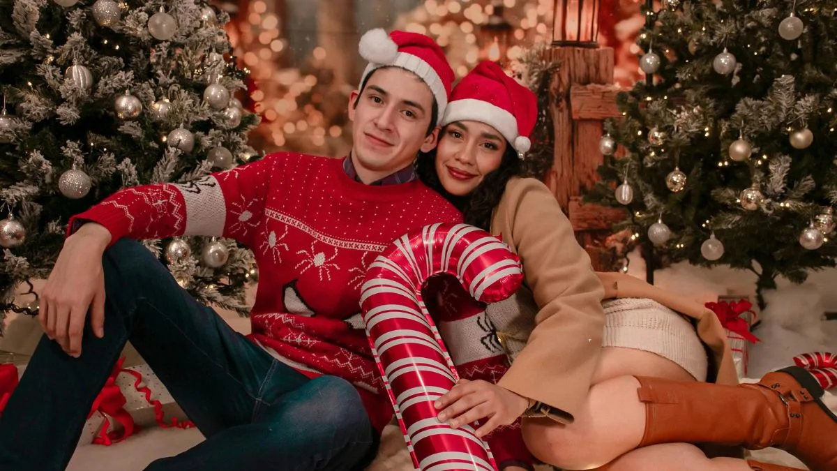 30+ Frugal Christmas Date Night Ideas That Feel Precious